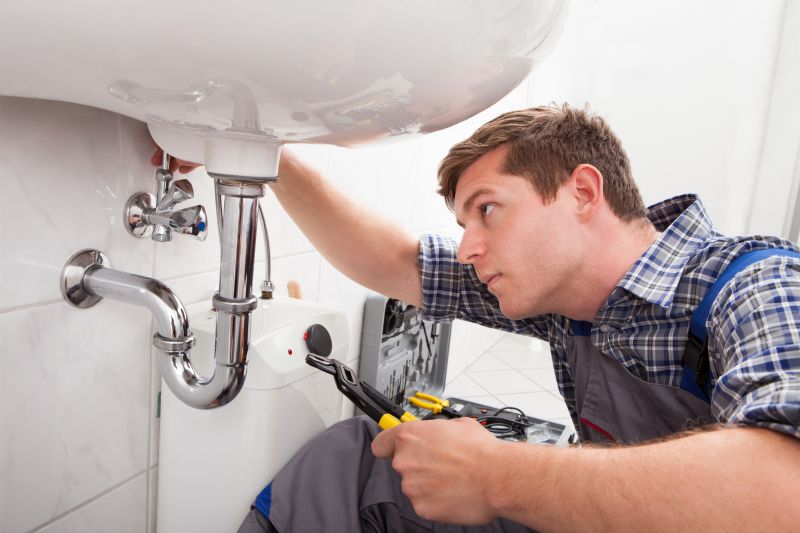 When to Hire a Plumber